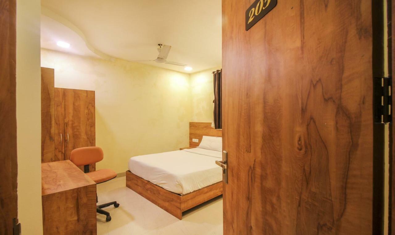 Tiba Hotel Mumbai Exterior foto